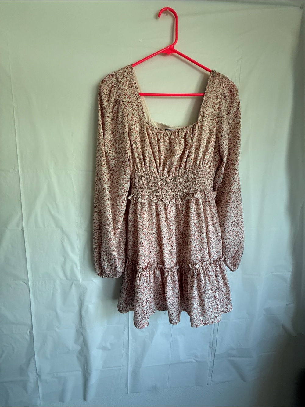 Missguided Floral Smocked Mini Dress - Cream & Pink